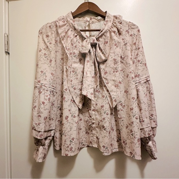 Axes Femme Floral Bow-Tie Blouse with Pearl Detail - Picture 1 of 5